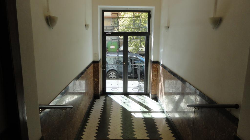 Fhr-Appartamento A San Giovanni Рим Экстерьер фото